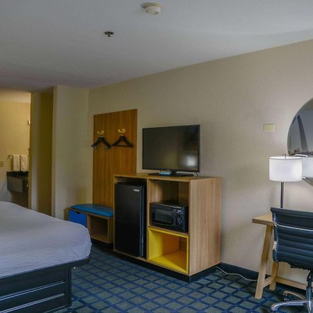 Days Inn By Wyndham Mount Vernon Zewnętrze zdjęcie